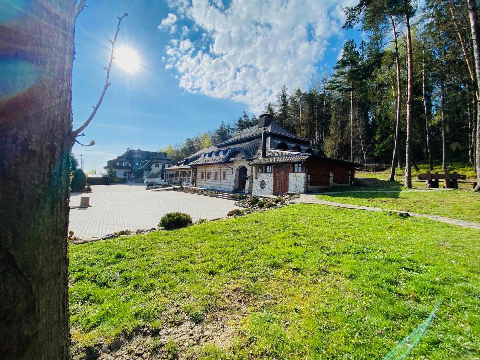 Hotel I Gospoda Pod Kamieniem Lipnica Murowana Kültér fotó